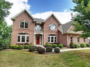 675 Heatherstone Ct, Tipp City, OH 45371