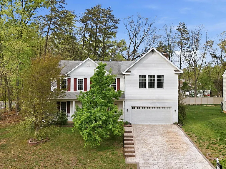 8664 Pohick Forest Ct — Photo 2