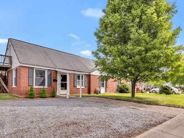 323 Sequoyah Dr, Kingsport, TN 37660