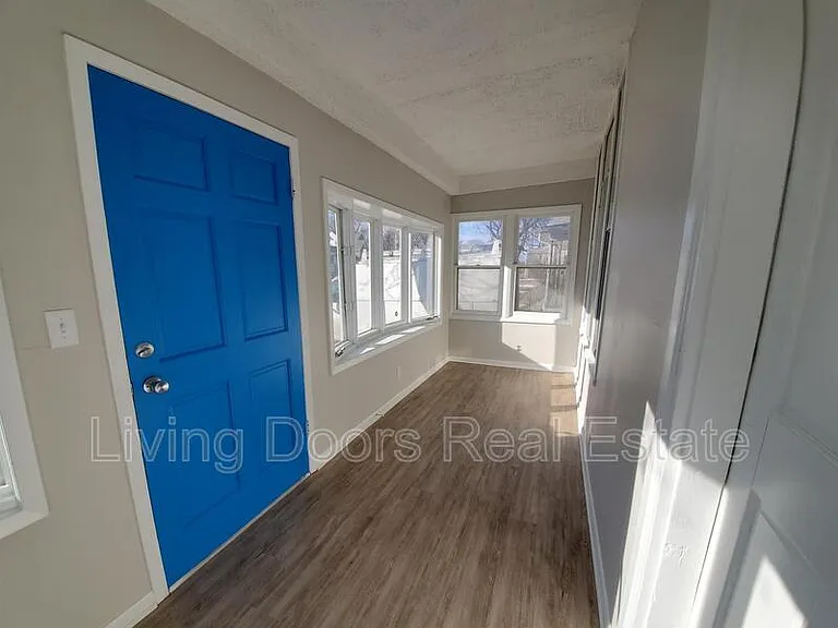 838 F St — Photo 4