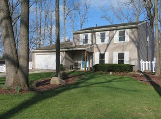 9544 Manor Woods Rd, Fort Wayne, IN 46804