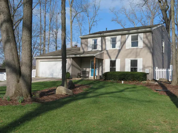 9544 Manor Woods Rd, Fort Wayne, IN 46804