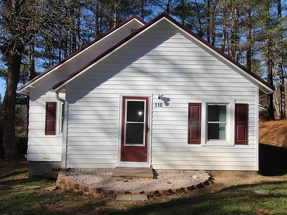 4th image of 110 Cox St