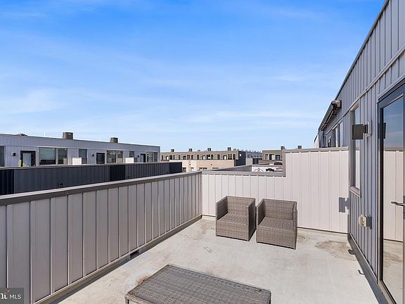 4th image of 3107 Birchview Walk