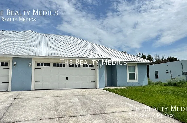 8219 Cozumel Ln — Photo 4