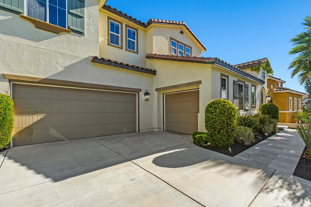 30592 Hawkscrest Road - 1 — Photo 4
