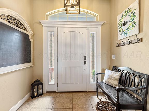 3rd image of 7 Macy Ln