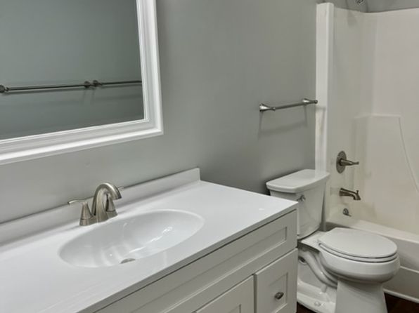 Forest Park Apartments | 516 Sherwood Ct, Cary, NC