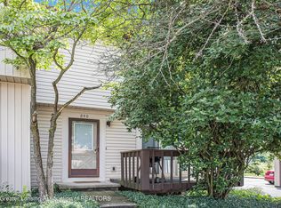 840 Armstrong Rd, Lansing, MI 48911