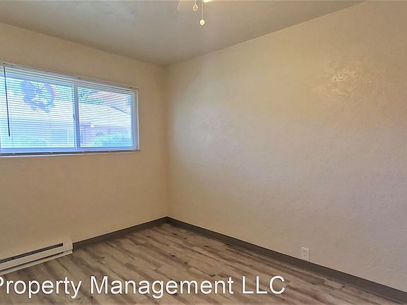 2nd image of 1101 W Margaret St #10603457