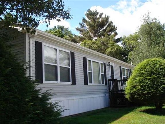 2nd image of 20 Headlands Dr