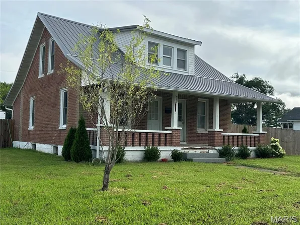 301 E Jackson Ave, Owensville, MO 65066