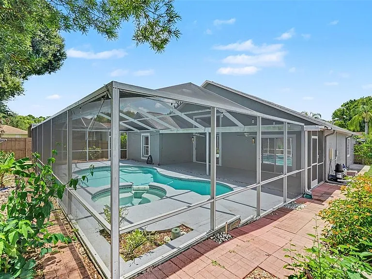 11504 Wellman Dr — Photo 30