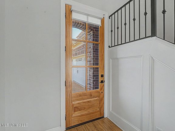 3rd image of 3802 Andreas Dr