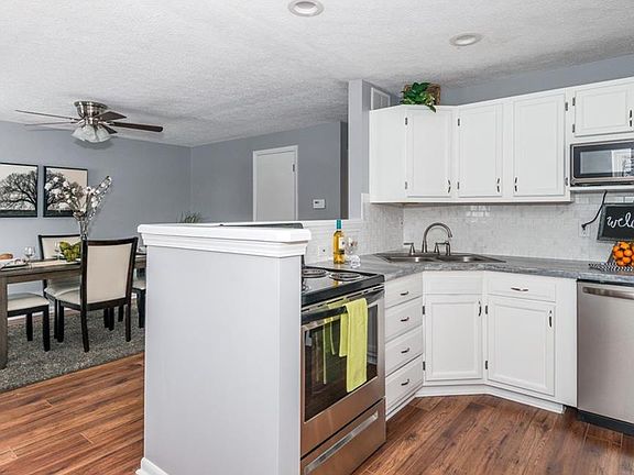 4th image of 622 Franklin Ave