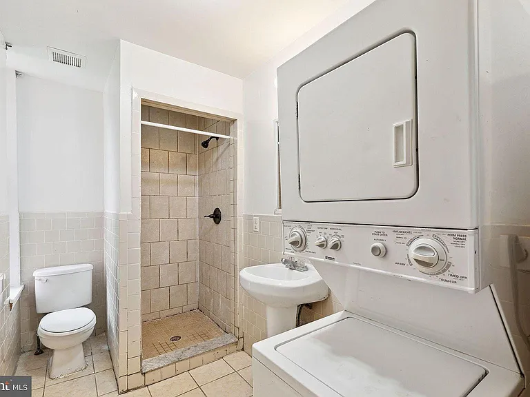 Bathroom with washer & dryer