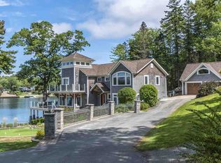 9 Boulderwood Rd, Halifax, NS B3P2J3