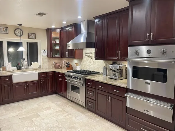 17967 Sun Hill Dr, Yorba Linda, CA 92886