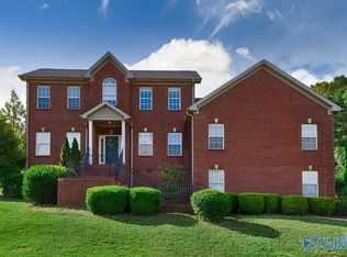 425 Barrington Hills Dr, Madison, AL 35758