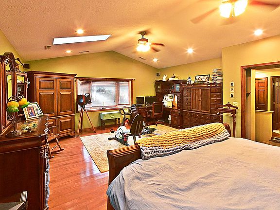 2nd image of 19102 Coachwood Ct