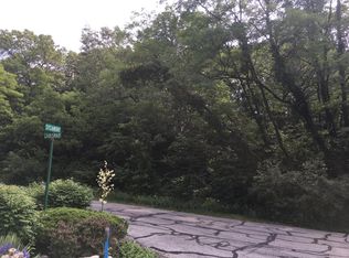 19 Chrismar Rd, Ogden Dunes, IN 46368