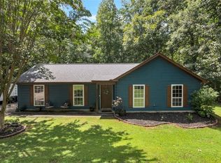 6707 Spring Head Dr, Flowery Branch, GA 30542
