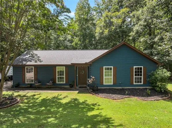 6707 Spring Head Dr, Flowery Branch, GA 30542