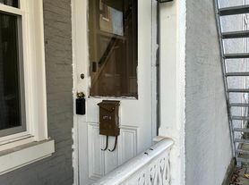 19 N Union St