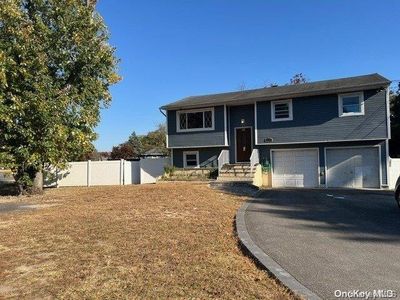 99 Calebs Path, Central Islip, NY, 11722