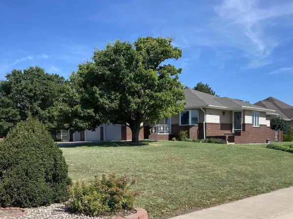 3701 Willow St, Hays, KS 67601