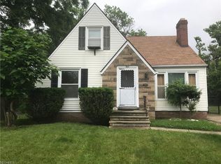 18241 McCracken Rd, Maple Heights, OH 44137