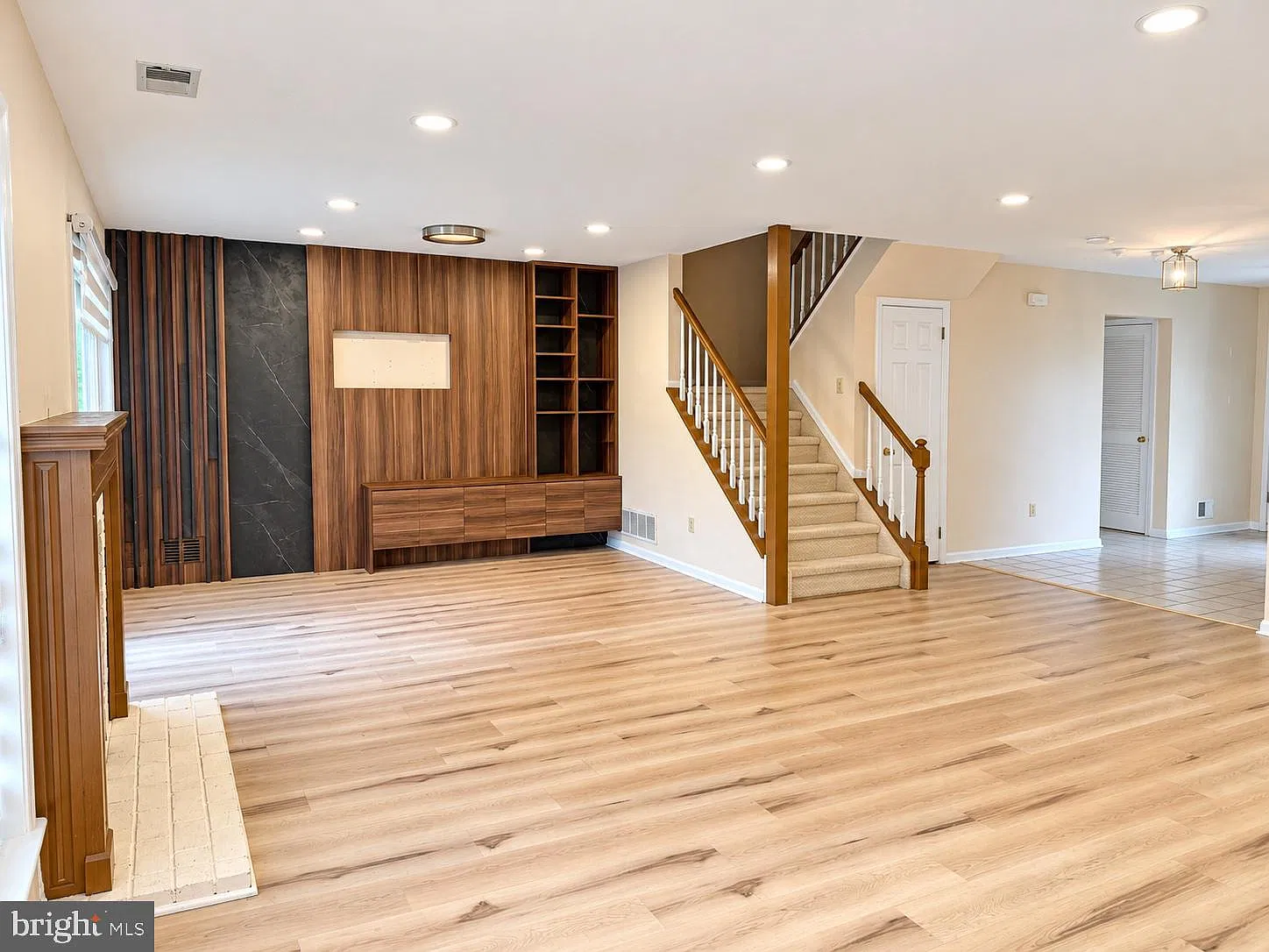 3 bed, 2.5 bath, 1794 sqft, $3,750 — Photo 4