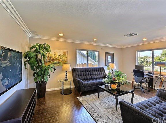 2nd image of 2069 Redding Ave
