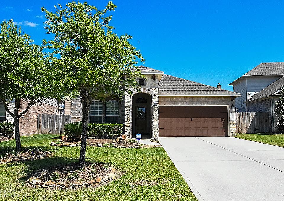 1st image of 13030 Millstream Bend Ln