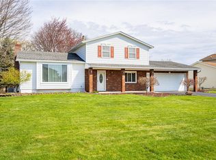102 Charit Way, Rochester, NY 14626