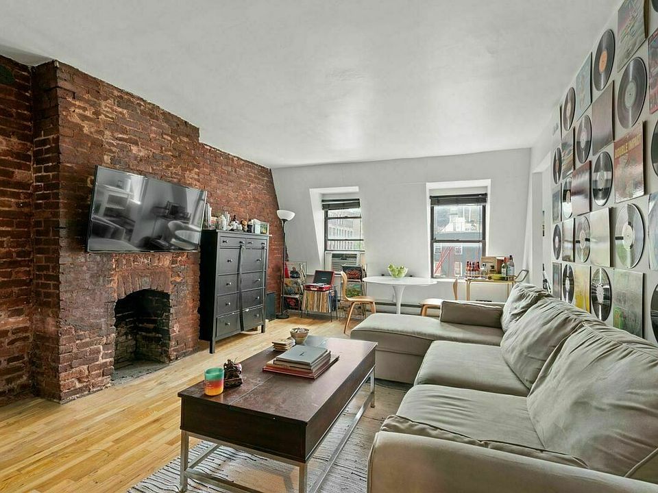 1st image of 90 W Houston St APT 4A