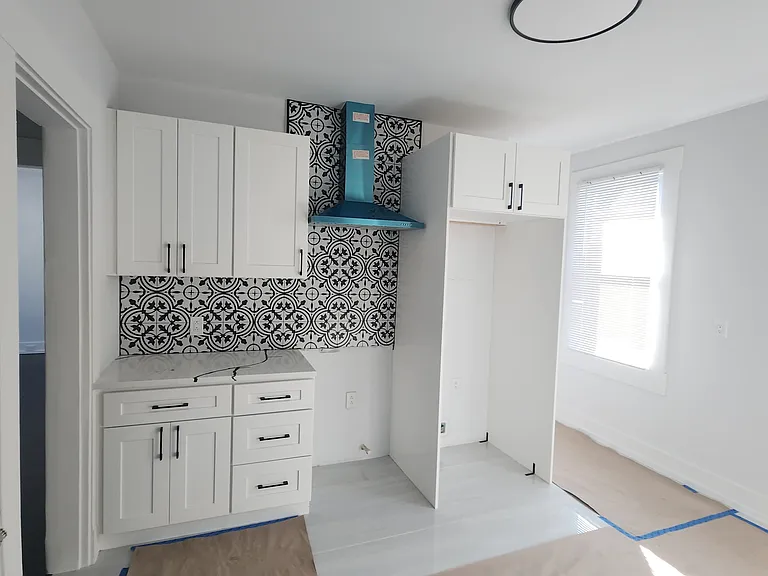 622 Whalley Ave — Photo 9