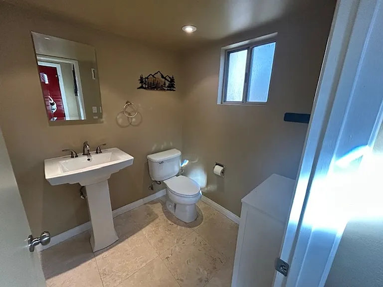 716 Barret Way — Photo 9