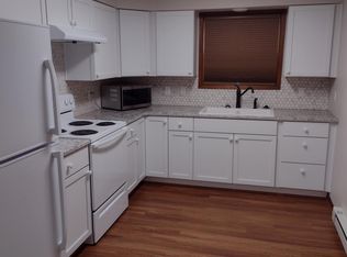 708 Cedar St #D, Adair, IA 50002