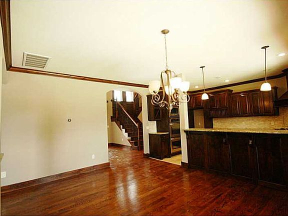 4th image of 4512 W Willowridge Way