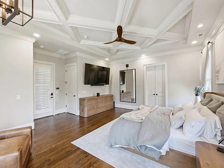9565 Hampton Reserve Dr — Photo 16