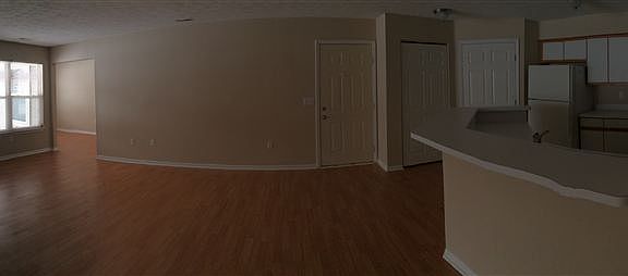 3rd image of 1378 Heatherwood Ln