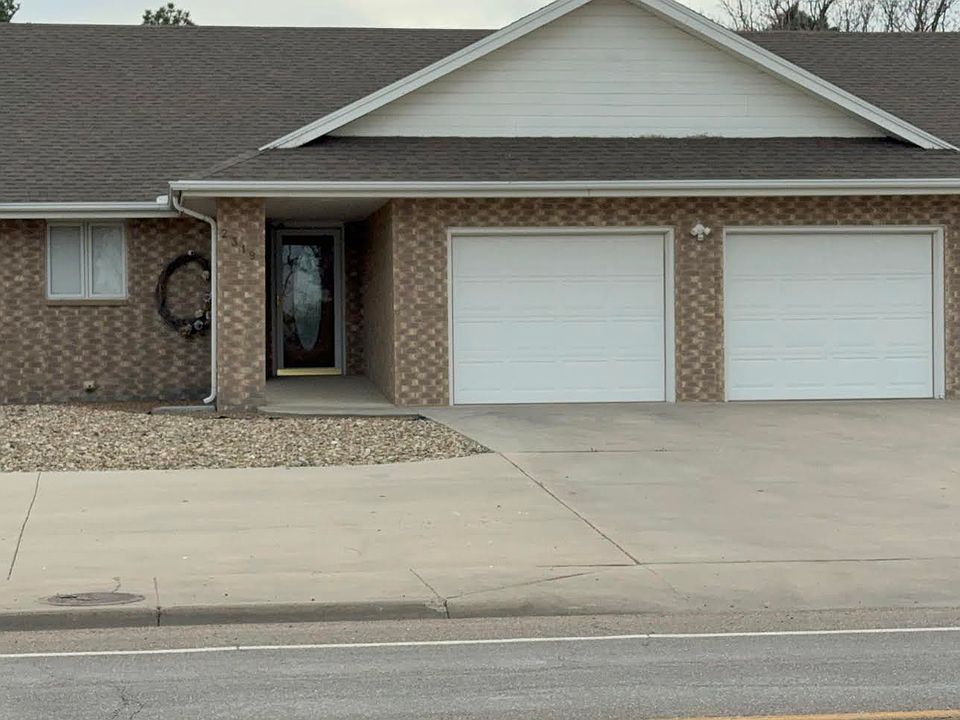 1st image of 2319 N Campus Dr