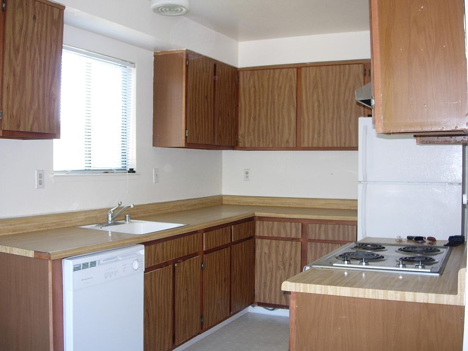 2nd image of 13 Grass Ct