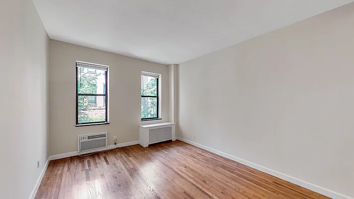 Rented by Douglas Elliman | media 13