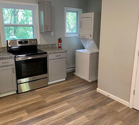 New appliances and laundry