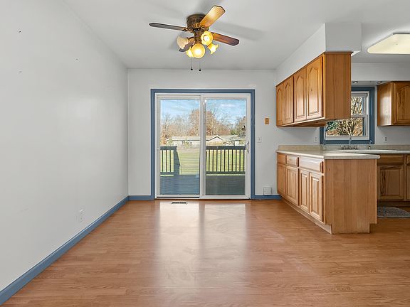 5th image of 35520 Margurite Ln