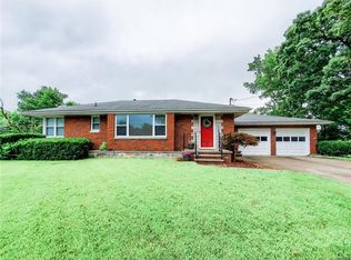4 Tall Oak Dr, East Alton, IL