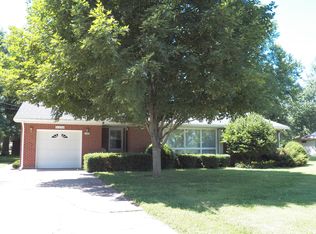1500 Hamann Ln, Quincy, IL 62305