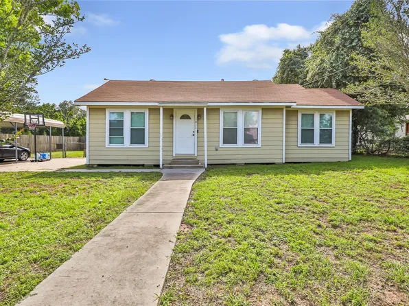 1811 Reese St, Liberty, TX 77575